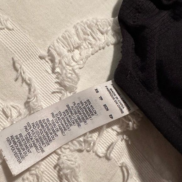 nike sports bra - Picture 4 of 4